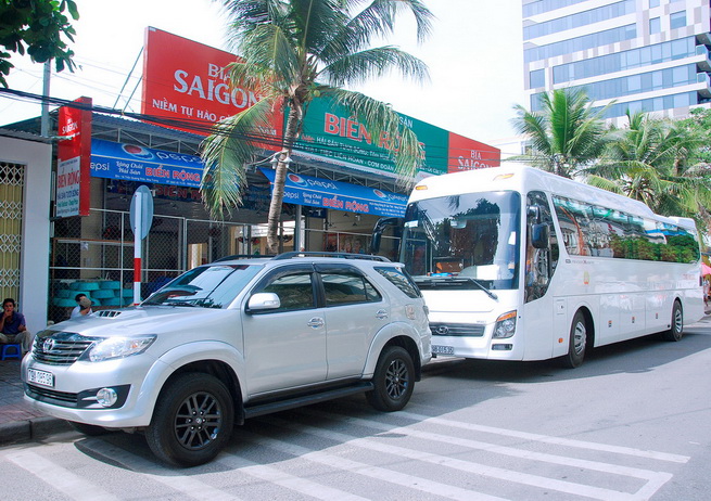 Cho thuê xe du lịch 16 29 và 45 chỗ giá rẻ tại TPHCM